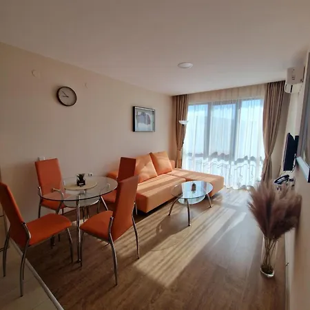 Premier With Pool & Sea View Апарт-готель Светий Влас