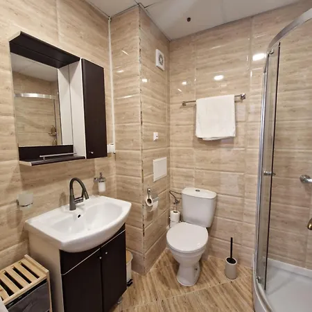 Premier With Pool & Sea View