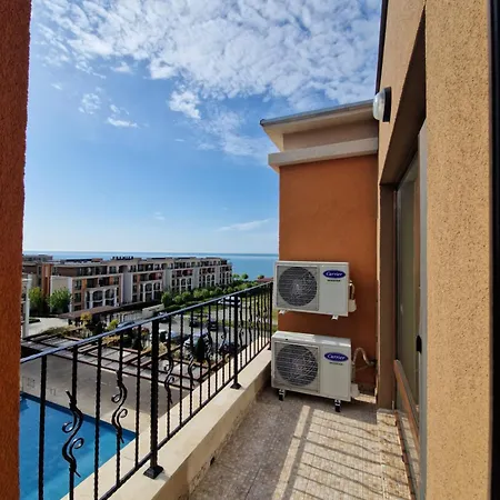 Premier With Pool & Sea View * Sveti Vlas