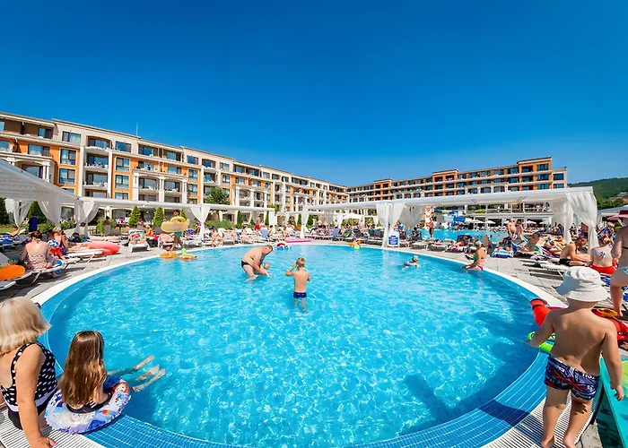 Premier With Pool & Sea View Lejlighedshotel Sveti Vlas