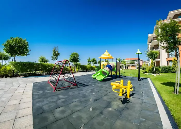 Lejlighedshotel Premier With Pool & Sea View